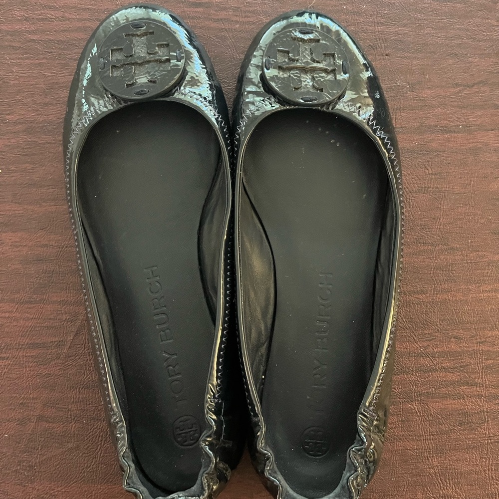 Tory Burch DARK NAVY  Patent Logo Ballet Flats